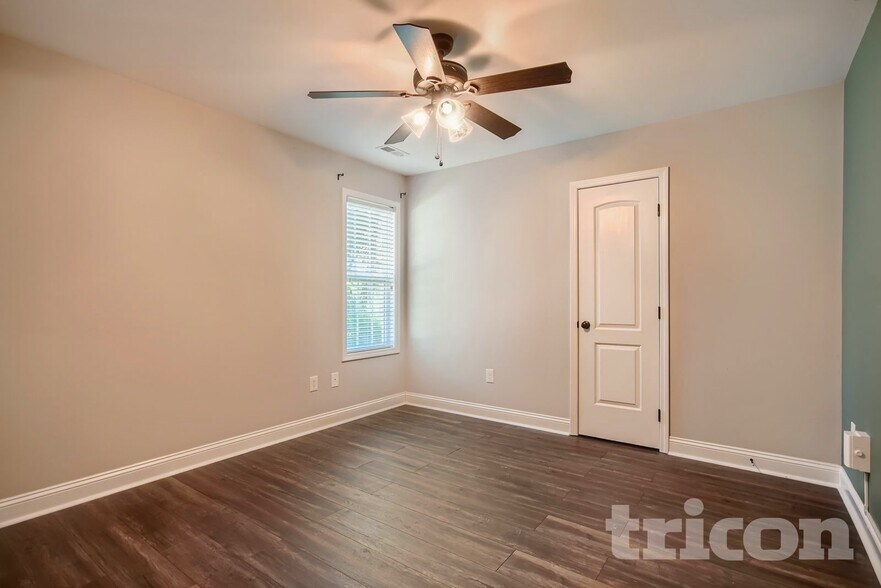 Building Photo - 340 Belvedere Dr NW