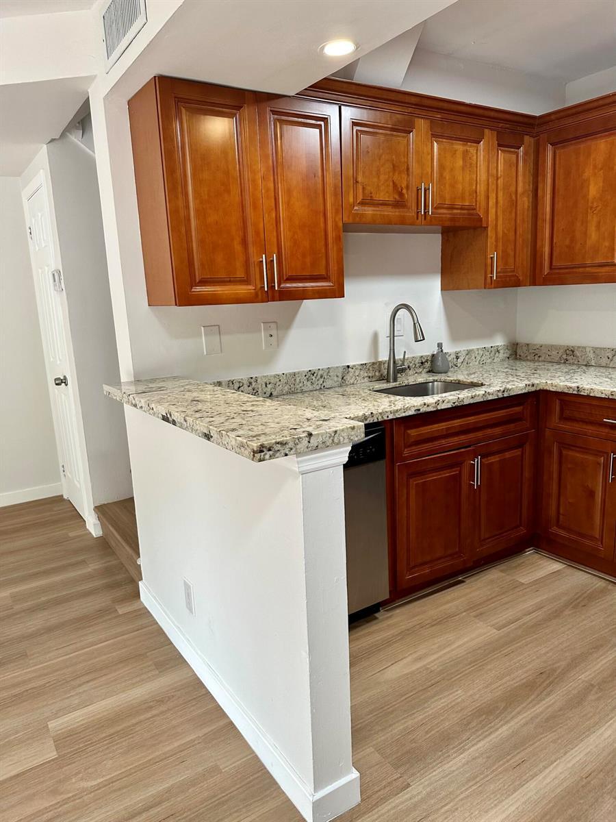 Building Photo - 8074 Severn Dr