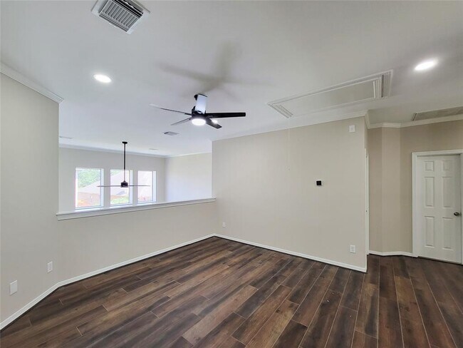 Building Photo - 11130 Celano Dr
