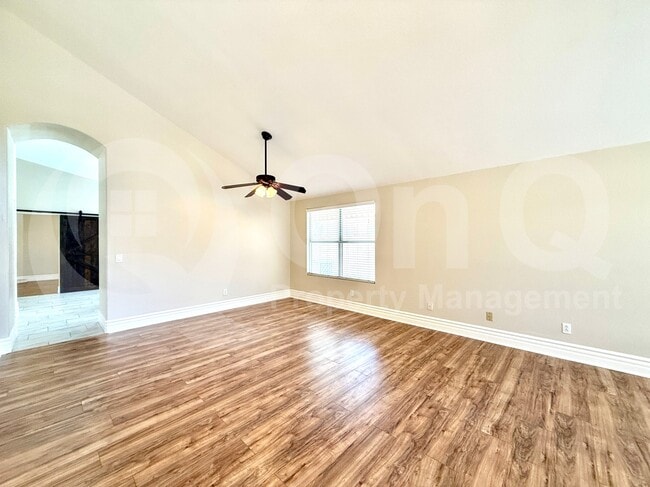 Building Photo - 1666 W Gunstock Loop