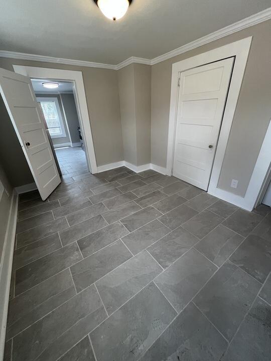 Building Photo - 325 Meridian Ave