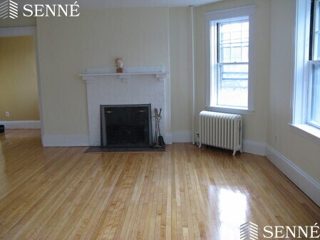 Building Photo - 44 Langdon St