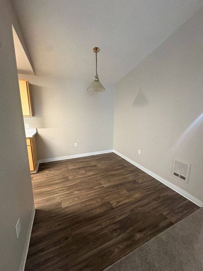 Building Photo - Don’t miss out—apply by August 7th and enjoy FREE August rent!