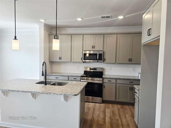 Building Photo - 2625 Ravencliff Dr