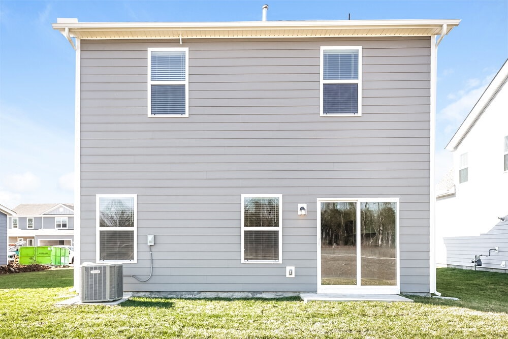 Building Photo - 3325 Quintana Dr