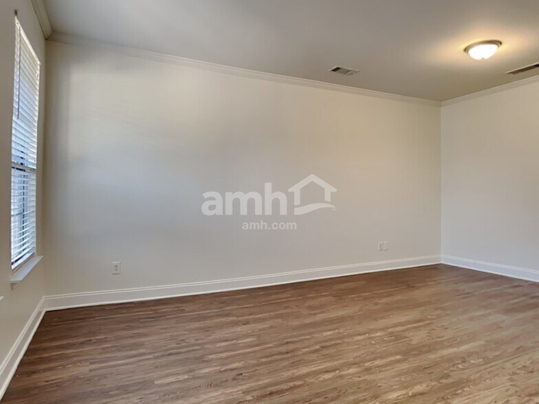 Building Photo - 4301 Summer Star Ln