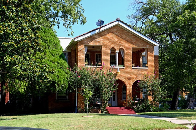 Primary Photo - 1501-1503 NW 17th