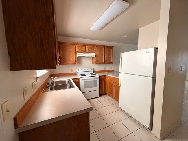 Building Photo - N Ithaca