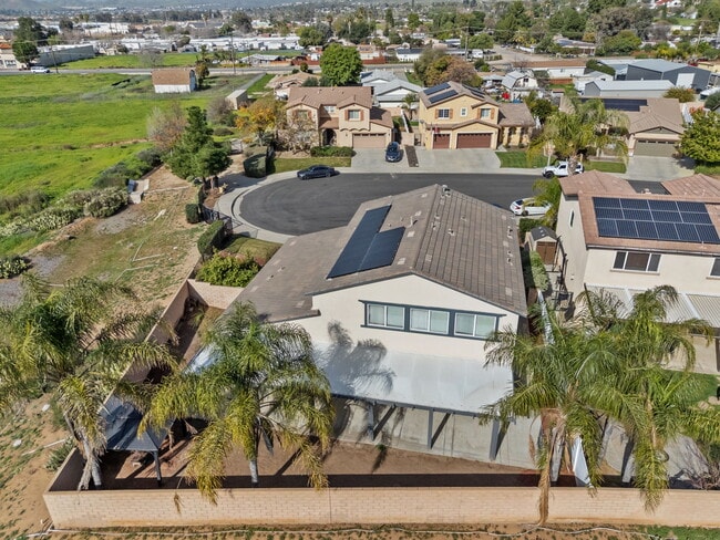 Building Photo - 34081 Clovis Way