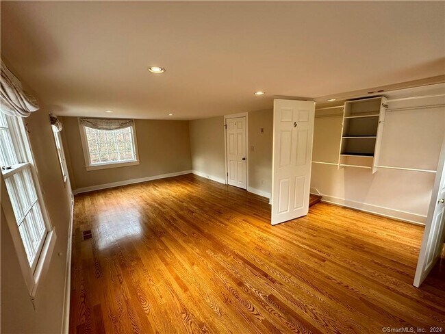 Building Photo - 224 Hattertown Rd