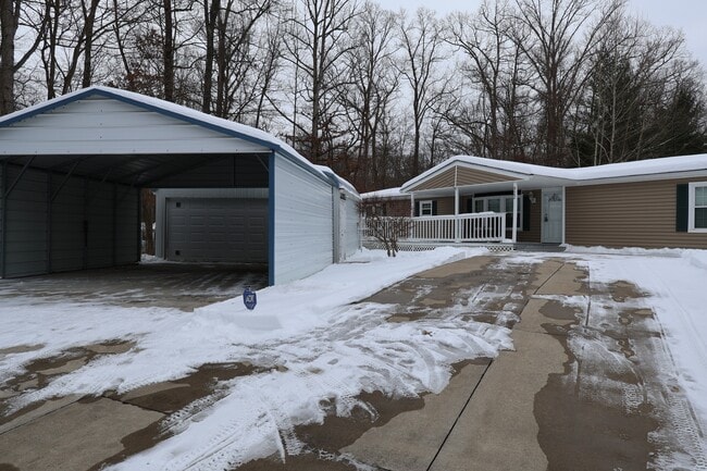 Building Photo - 922 Moss Oak Ct