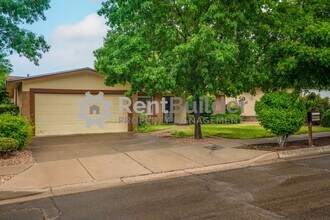 Building Photo - FANTASTIC HOUSE TO CALL HOME!