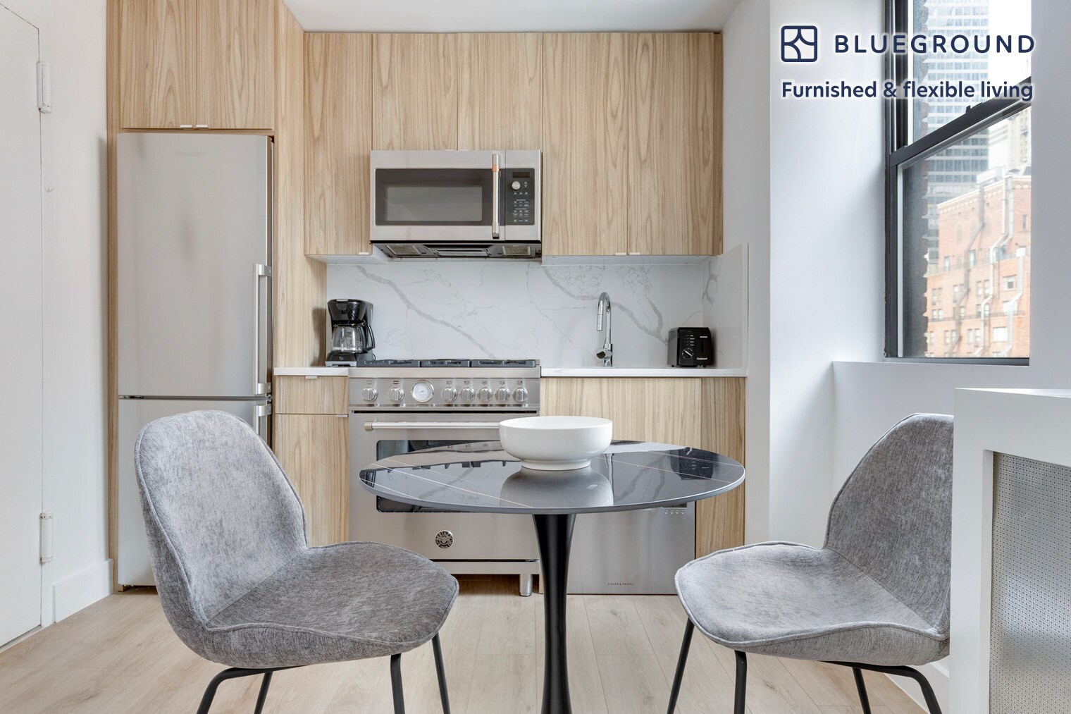 Building Photo - 138 E 38th St