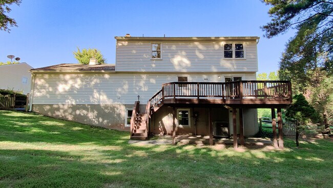 Building Photo - 12701 Carlsbad Ct