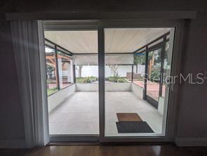 Building Photo - 2075 Shadow Pine Dr