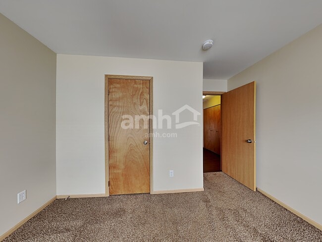 Building Photo - 1817 Grandview Pl