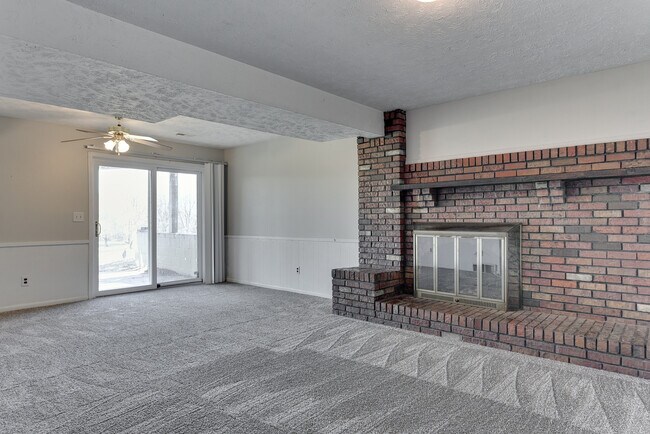 Building Photo - 3826 N 95th St