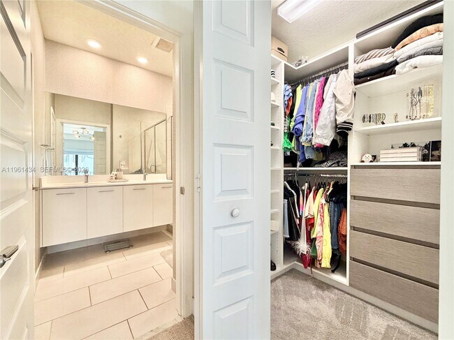 Building Photo - 4861 NW 83rd Path