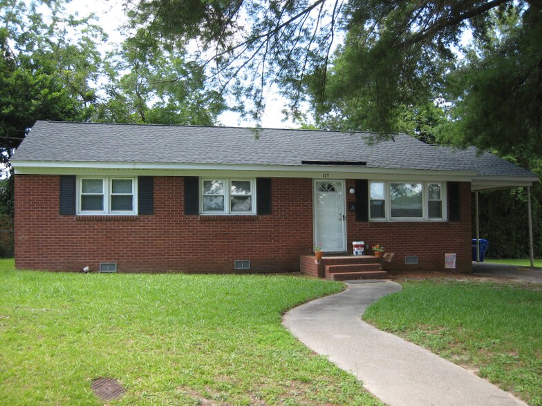 Building Photo - 115 N Warren St