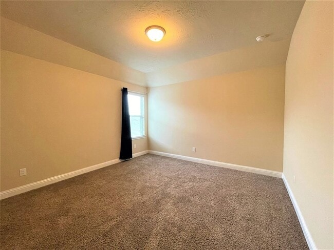 Building Photo - 20747 Redbud Rain Dr