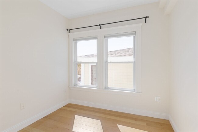 Building Photo - 5 Granite St