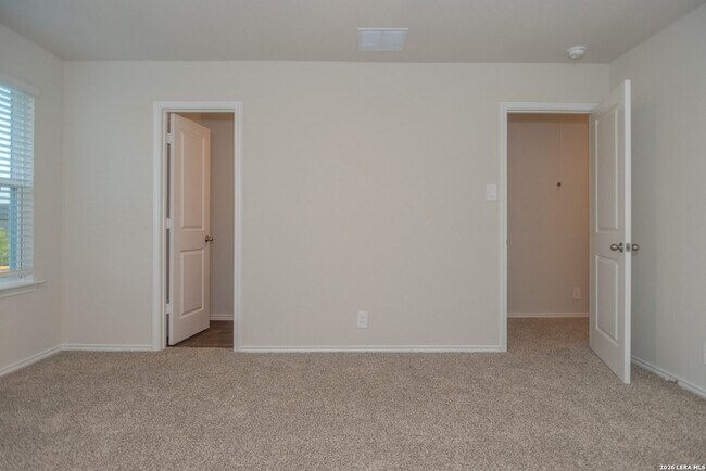 Building Photo - 14743 Clay Rdg Run