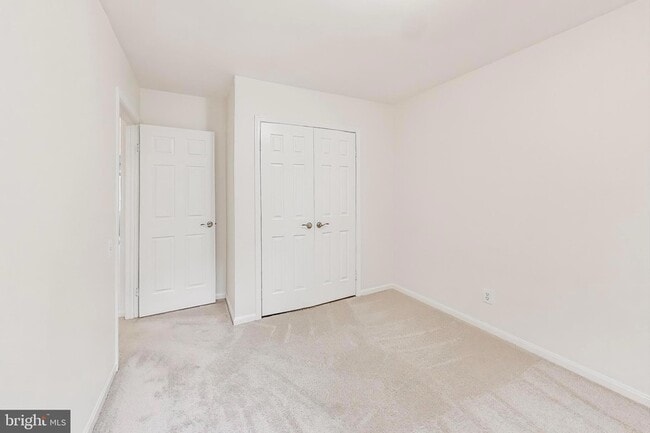 Building Photo - 1325 Chetworth Ct