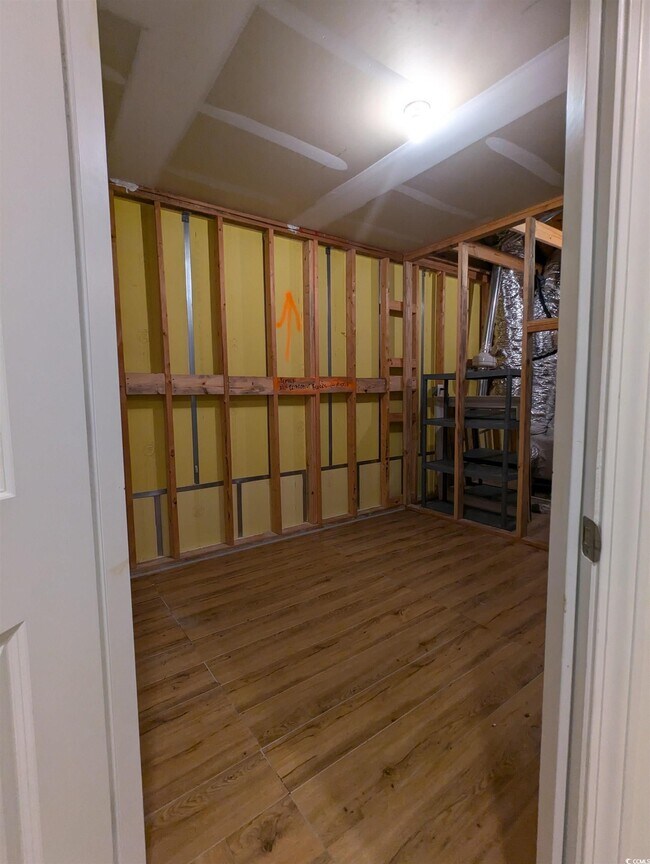 Building Photo - 107 Machrie Loop