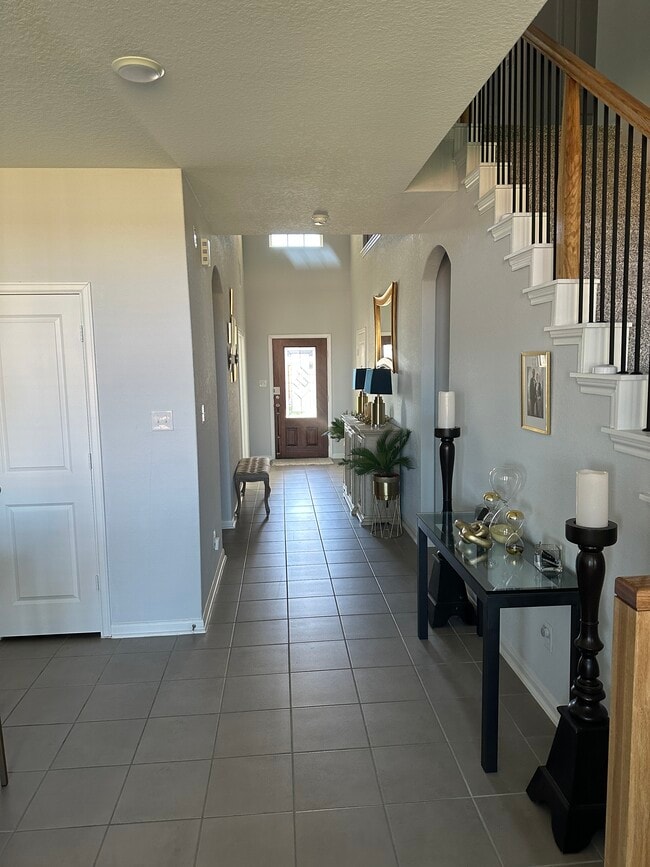 Building Photo - 4117 Monteverde View