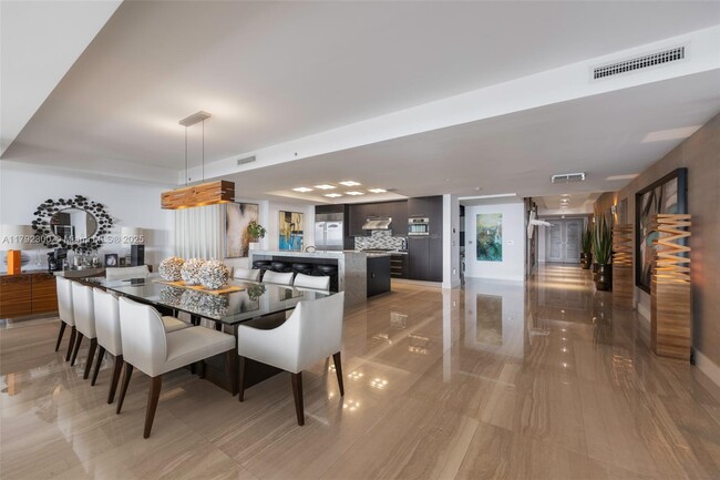 Building Photo - 125 Ocean Dr