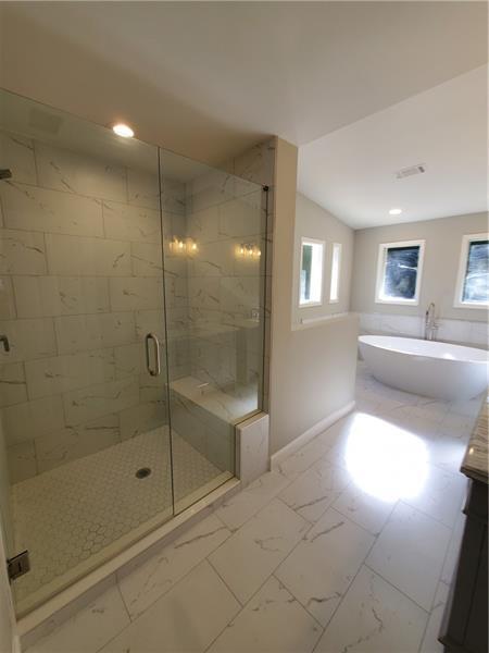 Building Photo - 2780 Burtz Dr