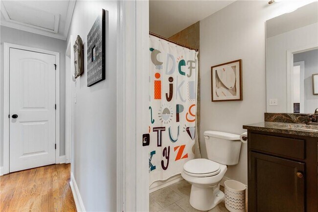 Building Photo - 2357 Cortez Way NE