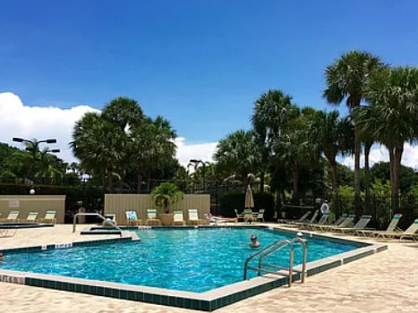 Building Photo - 1403 14th Ct