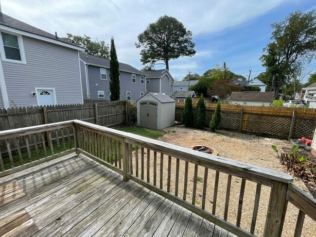 Building Photo - Bright and Welcoming 2-Story Retreat, Steps From the Ocean!