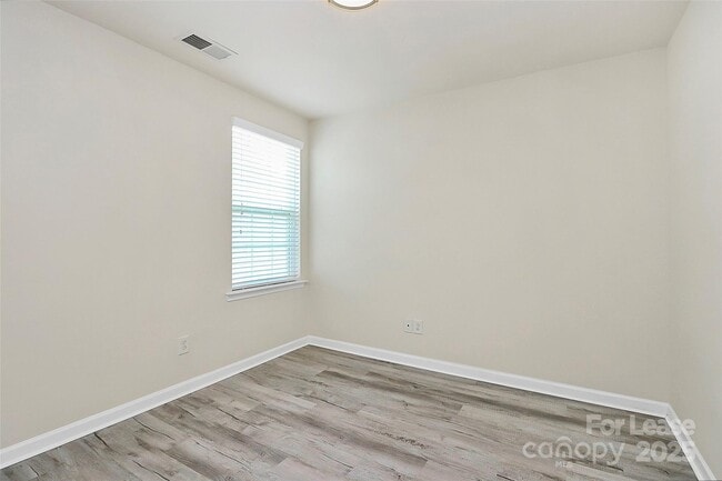 Building Photo - 14321 Green Birch Dr