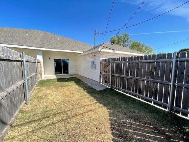 Building Photo - 4713 Harvard Ave