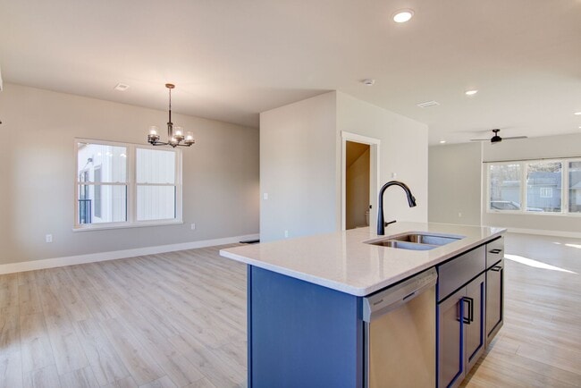 Building Photo - Brand New Luxury Townhomes: 3BR, 2.5Bath A...