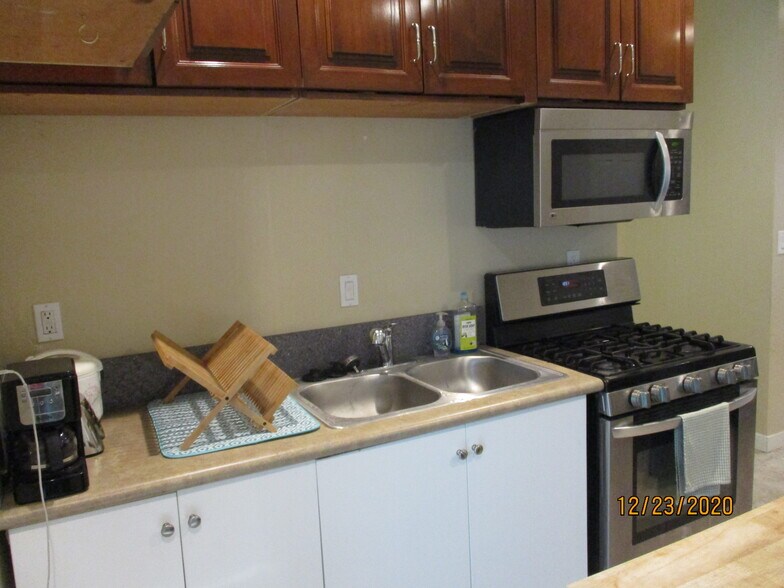 Building Photo - 4953 Campanile Dr