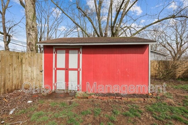 Building Photo - 5322 Newport Rd