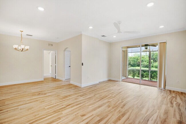 Building Photo - 7546 SW Herrington Ln