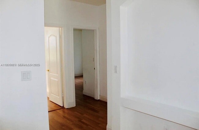 Building Photo - 6002 SW 166th Ct