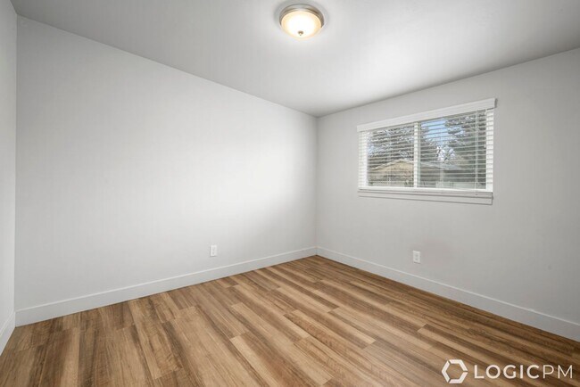 Building Photo - 4218 S 4800 W