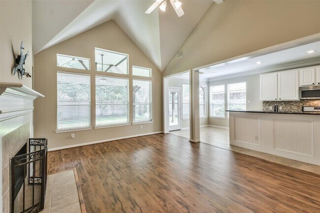 Building Photo - 24031 Bonnamere Ln