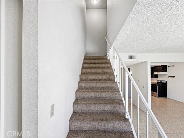 Building Photo - 15143 Monterey Ave