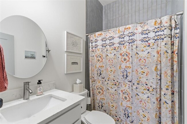 Building Photo - 1030 Kirkwood Ave SE