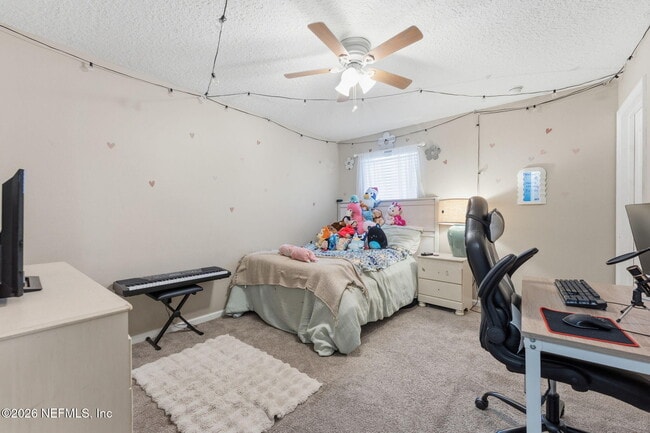 Building Photo - 16315 Hunters Hollow Trail