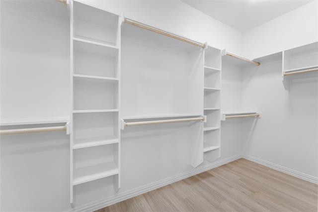 Building Photo - 2027 Bluebonnet Ave