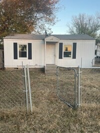 Building Photo - Cute One Bedroom
