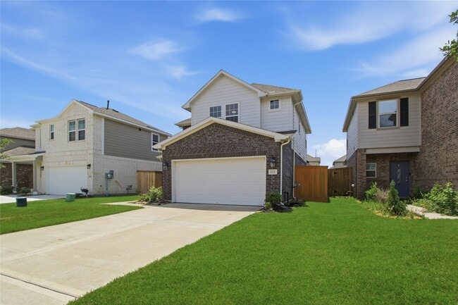 Building Photo - 13201 Leisure Cove Dr