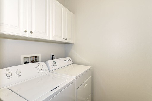 Building Photo - Immaculate 2 Bedroom Irvine Condo